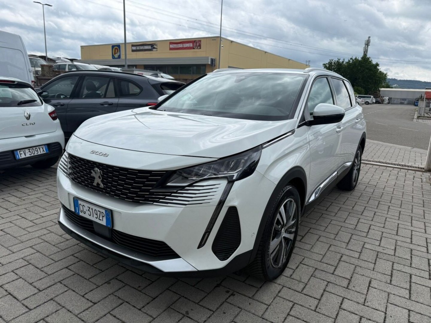 PEUGEOT 5008 BlueHDi 130 S&S EAT8 Allure Pack
