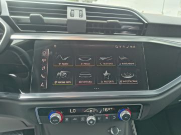 AUDI - Q3 35 TDI quattro S tronic Business (10 di 19)