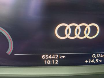 AUDI - Q3 35 TDI quattro S tronic Business (15 di 19)