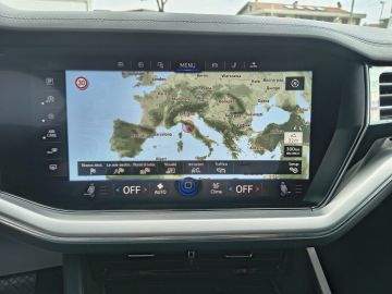 VOLKSWAGEN - Touareg 3.0 V6 TDI SCR Elegance (12 di 22)