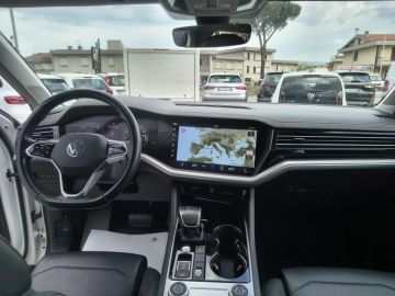 VOLKSWAGEN - Touareg 3.0 V6 TDI SCR Elegance (17 di 22)
