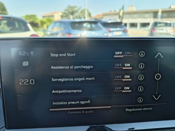 PEUGEOT - 3008 BlueHDi 130 S&S EAT8 GT (18 di 23)
