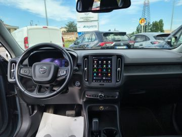 VOLVO - XC40 B3 automatico Essential (16 di 20)