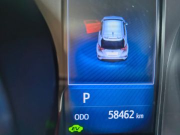 TOYOTA - C-HR 1.8 Hybrid E-CVT Business (9 di 20)