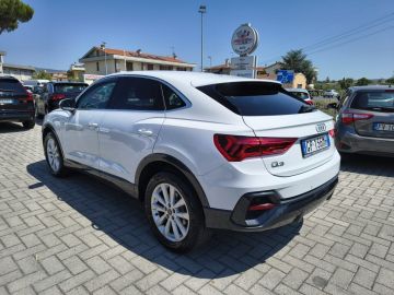 AUDI - Q3 SPB 35 TDI S tronic Business Plus (5 di 23)