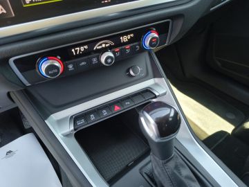 AUDI - Q3 SPB 35 TDI S tronic Business Plus (14 di 23)