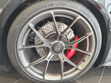 PORSCHE - 911 GT3 (8 di 27)