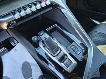PEUGEOT - 3008 BlueHDi 130 S&S EAT8 GT (10 di 21)