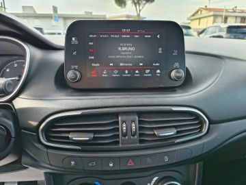 FIAT - Tipo 1.6 Mjt S&S 4 porte City Life (14 di 19)