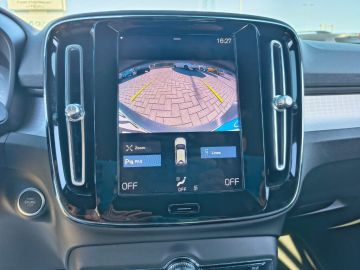 VOLVO - XC40 T5 Recharge Plug-in Hybrid automatico Core (11 di 21)