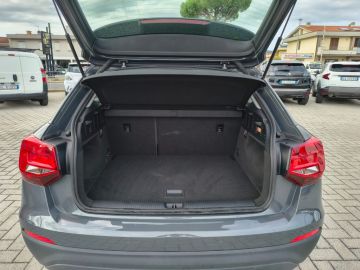 AUDI - Q2 1.6 TDI S tronic Business (6 di 17)