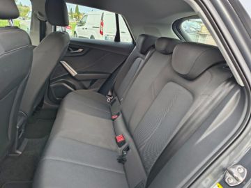 AUDI - Q2 1.6 TDI S tronic Business (14 di 17)