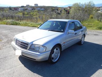 MERCEDES - C 200 Sport (2 di 10)