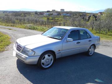 MERCEDES - C 200 Sport (4 di 10)