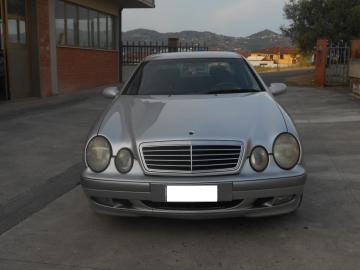 MERCEDES - CLK 200 Elegance (4 di 10)