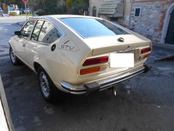 ALFA ROMEO - Alfetta GT 1.6 (3 di 10)