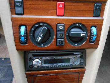 MERCEDES -  200e (10 di 10)