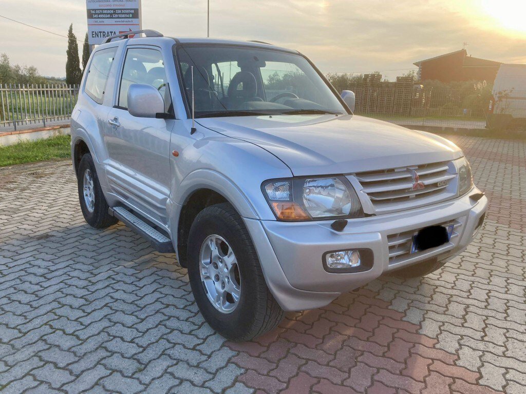 MITSUBISHI Pajero ('00-'07)