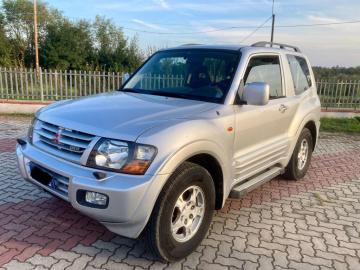 MITSUBISHI - Pajero 3.2 16V DI-D 3p. GLS1 (2 di 9)