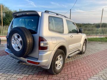 MITSUBISHI - Pajero 3.2 16V DI-D 3p. GLS1 (4 di 9)