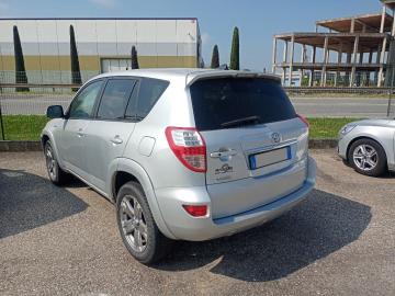 TOYOTA - RAV4 Crossover 2.2 D-Cat A/T 150 CV Lux. (3 di 3)