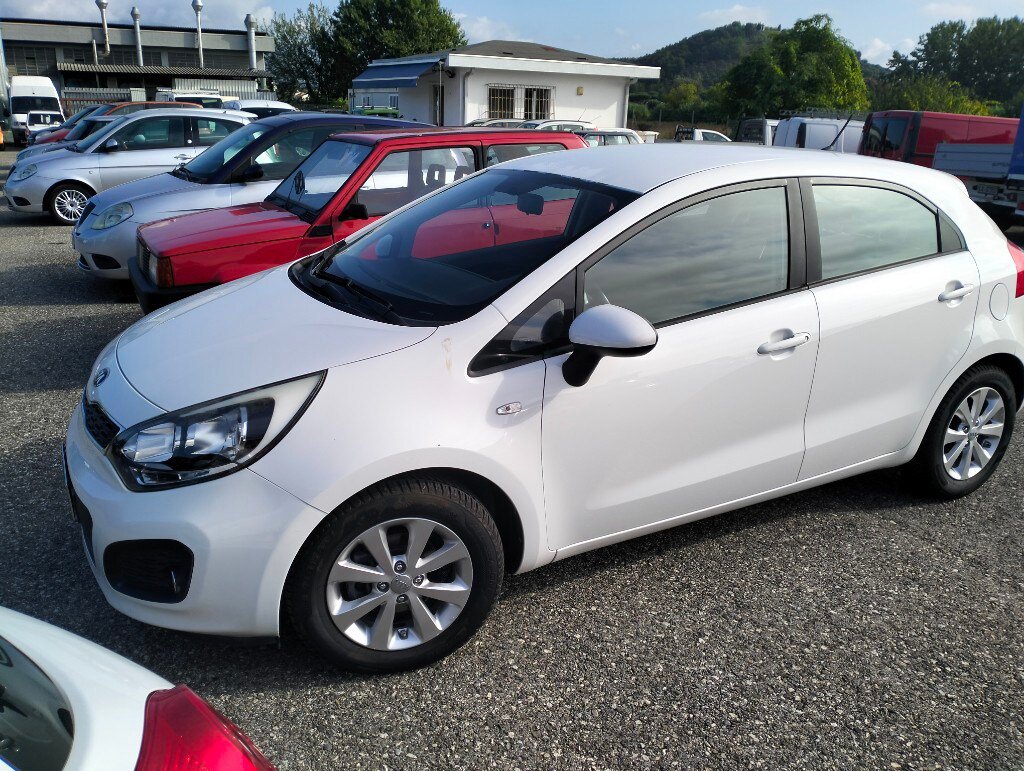 KIA - Rio 1.1 CRDi 5p. Active