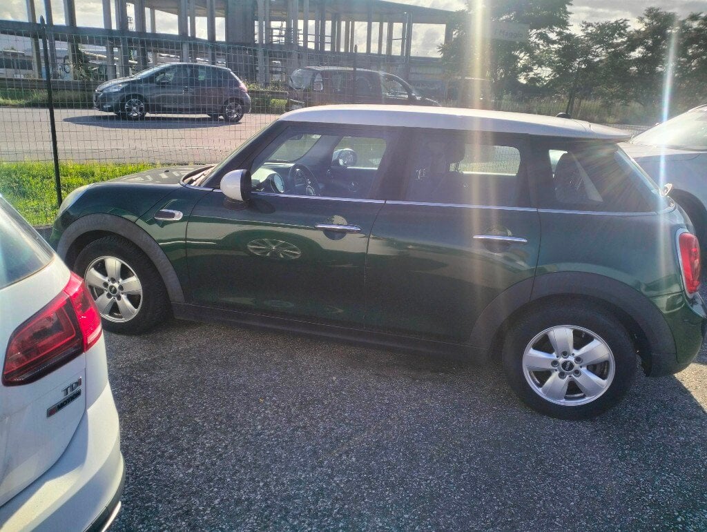 MINI Mini 5p