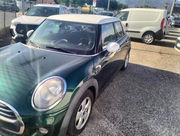 MINI - Mini One (55 Kw) 5 porte (2 di 4)