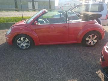 VOLKSWAGEN - New Beetle 1.9 TDI 105CV Cabrio (1 di 4)