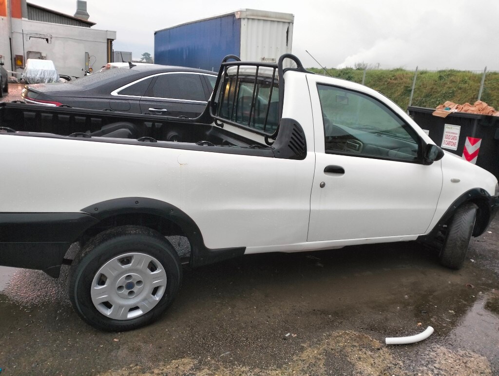 FIAT - 1.9 JTD Pick-up
