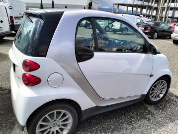 SMART - fortwo 1000 45 kW MHD coupé pure (3 di 4)