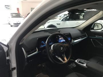 BMW - X1 sDrive 18d xLine (2 di 3)