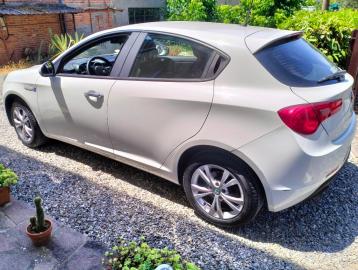 ALFA ROMEO - Giulietta 1.4 Turbo 105 CV Progression (2 di 6)