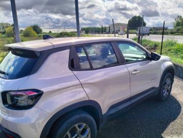 JEEP - Avenger 1.2 Turbo Altitude (2 di 3)