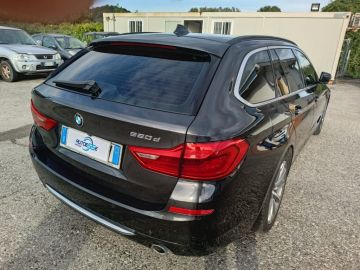 BMW - 520d Touring Luxury (2 di 5)