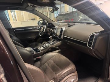 PORSCHE - Cayenne 3.0 Diesel (3 di 3)