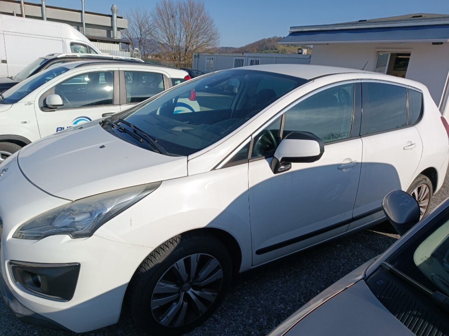 PEUGEOT 3008 BlueHDi 120 EAT6 S&S Active