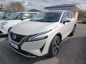 NISSAN - Qashqai MHEV 158 CV Xtronic N-Connecta (1 di 3)