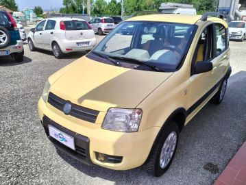 FIAT - Panda 1.2 4x4 Climbing (1 di 5)