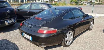 PORSCHE - 911 Carrera 4 Coupé (2 di 10)
