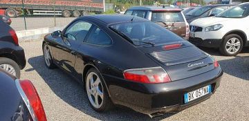 PORSCHE - 911 Carrera 4 Coupé (3 di 10)