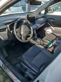 TOYOTA - Corolla Cross 2.0 Hybrid 197 CV E-CVT Lounge (3 di 7)