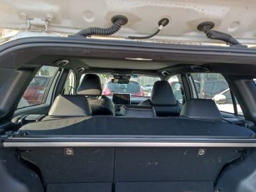 TOYOTA - Corolla Cross 2.0 Hybrid 197 CV E-CVT Lounge (5 di 7)