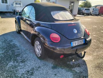 VOLKSWAGEN - New Beetle 1.9 TDI 101CV Cabrio (2 di 6)