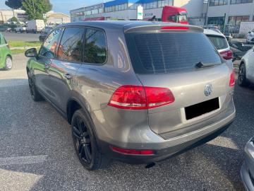 VOLKSWAGEN - Touareg 3.0 TDI 245CV tip. BMT Executive (3 di 4)