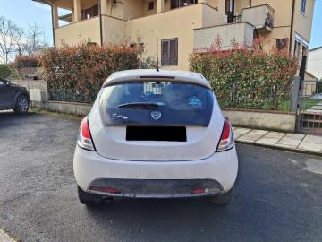LANCIA - Ypsilon 1.2 69 CV 5p. GPL Ecochic Ele. (4 di 7)