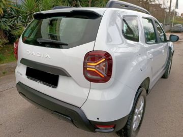 DACIA - Duster 1.0 TCe GPL 4x2 Expression (3 di 16)