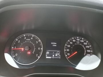 DACIA - Duster 1.0 TCe GPL 4x2 Expression (10 di 16)