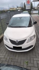 LANCIA - 1.0 FireFly 5 porte S&S Hybrid Gold (1 di 7)