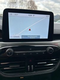 FORD - Kuga 2.0 EcoBlue Hybrid 150 CV 2WD Titanium (13 di 18)